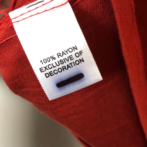 LOFT | Simple Solid Tee - Picture 4 of 5